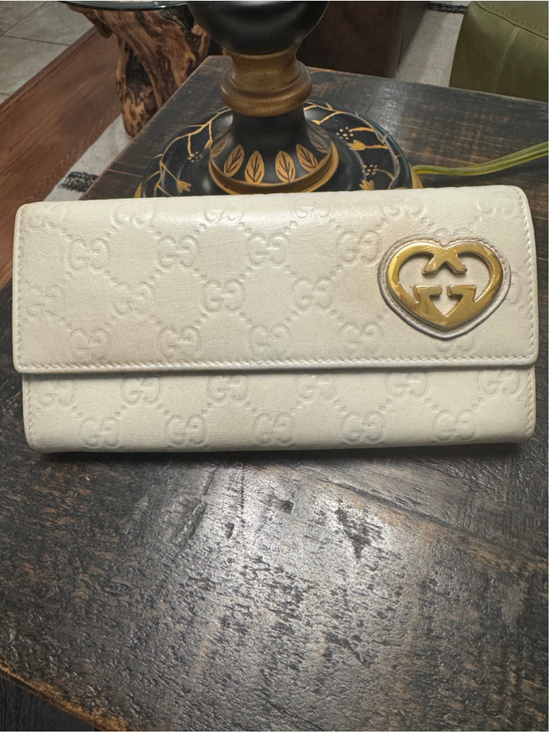 Gucci Handbags - Gucci Guccissima Heart Light Gray Logo Wallet